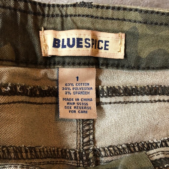 Camo shorts - Picture 3 of 8